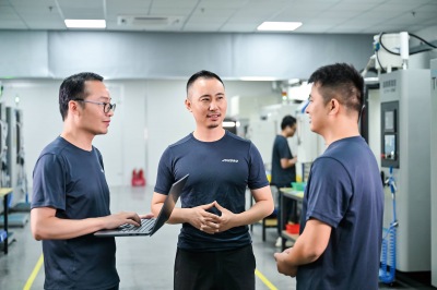 陶瓷加工中心